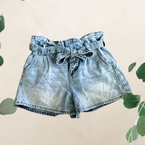 American Eagle Paper Bag Mom Shorts 